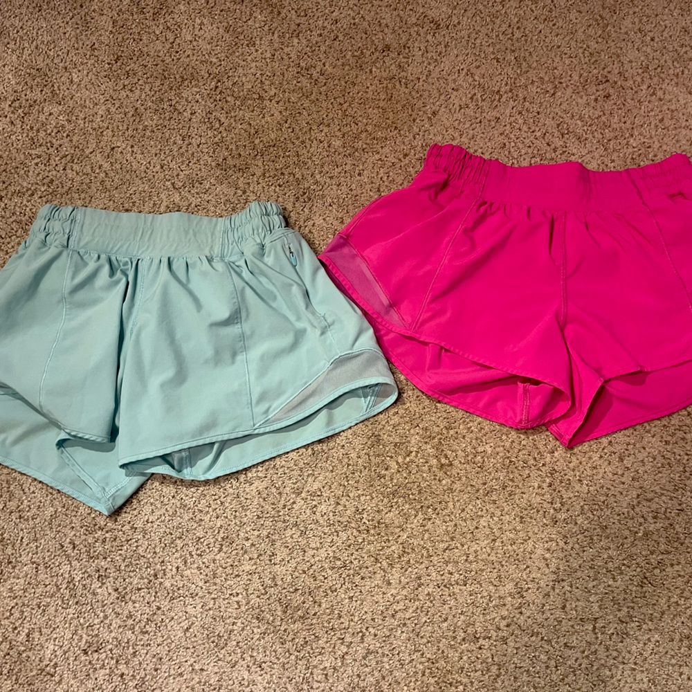 ⚡️SOLD ⚡️ Two lululemon bundle *hottie hot shorts* *size 6 and 2 inch *